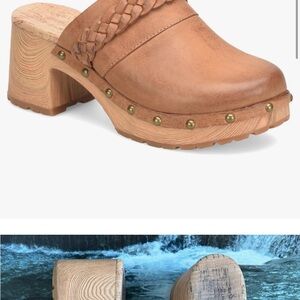Kork-Ease Tan Leather Clogs with Braided Accent 8 comfort and style!!